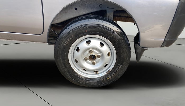 2020 Maruti Eeco 5 STR WITH A/C+HTR, Petrol, Manual, 65,614 km, Left Rear Wheel