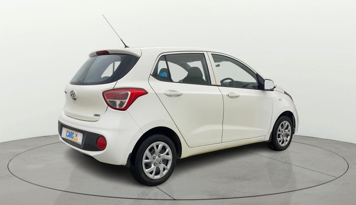 2017 Hyundai Grand i10 MAGNA 1.2 KAPPA VTVT, Petrol, Manual, 20,443 km, Right Back Diagonal