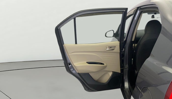 2018 Hyundai NEW SANTRO SPORTZ MT, Petrol, Manual, 94,399 km, LHS Rear Door