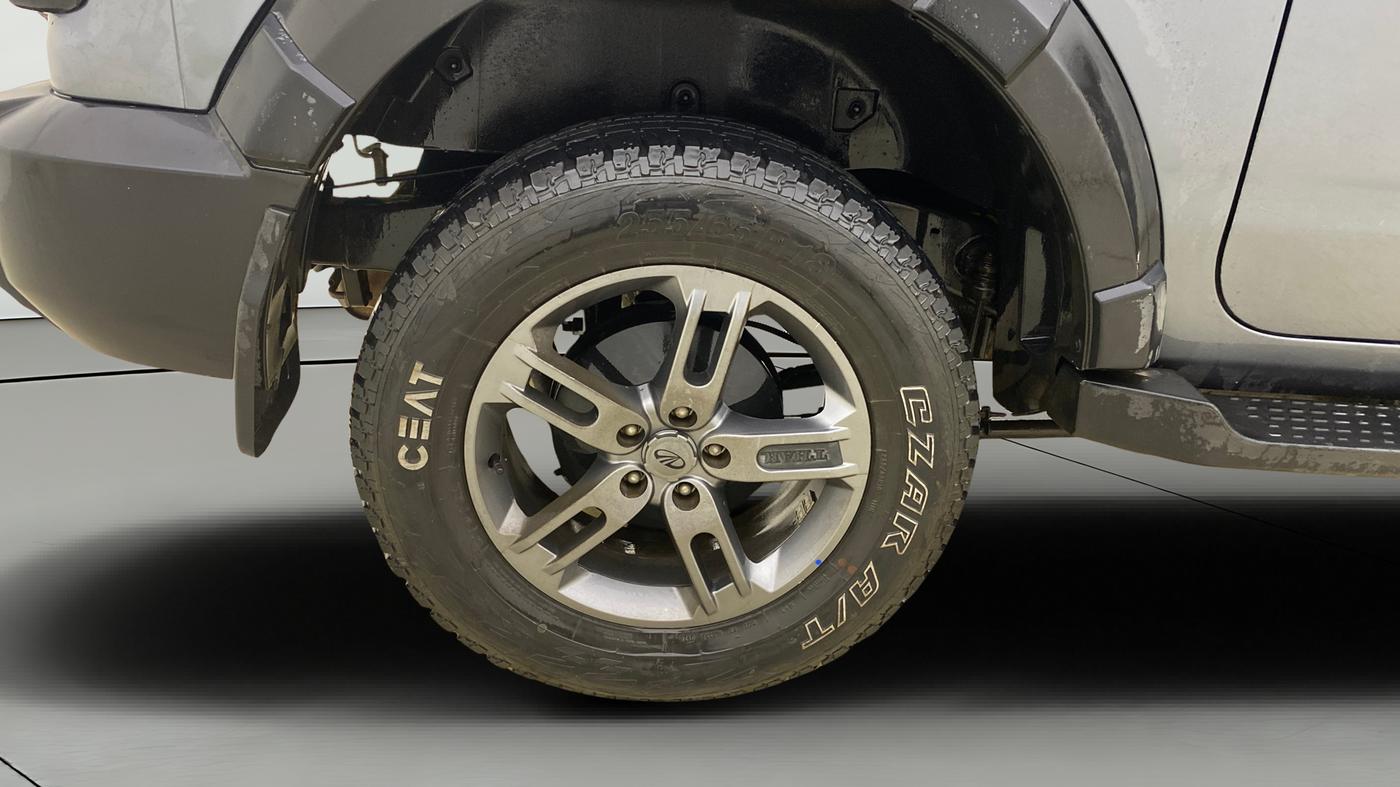 2021 Mahindra Thar LX PETROL HT 4WD AT, Petrol, Automatic, 33,928 km, Right Rear Wheel