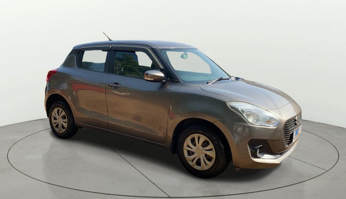 2018 Maruti Swift VXI AMT, Petrol, Automatic, 80,076 km, Right Front Diagonal