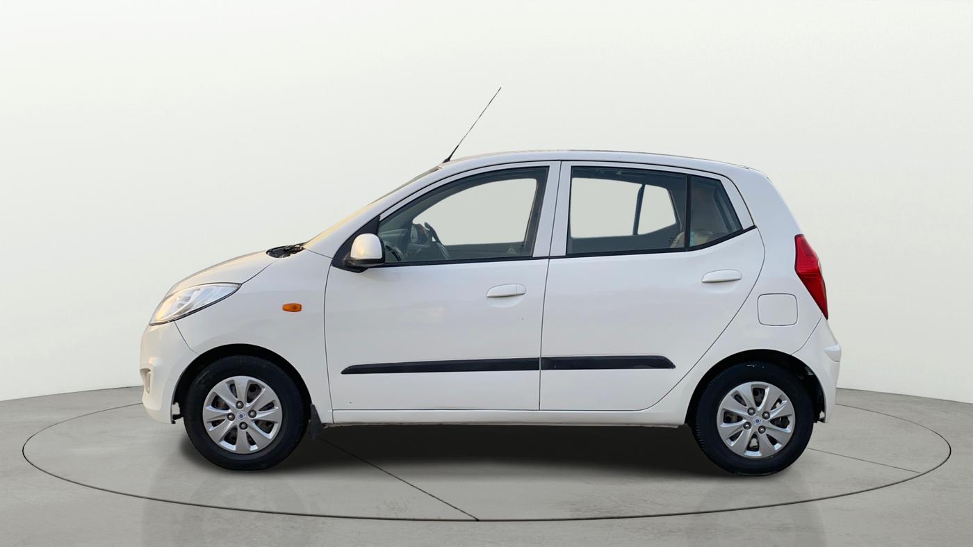 2014 Hyundai i10 SPORTZ 1.1, Petrol, Manual, 96,350 km, Left Side