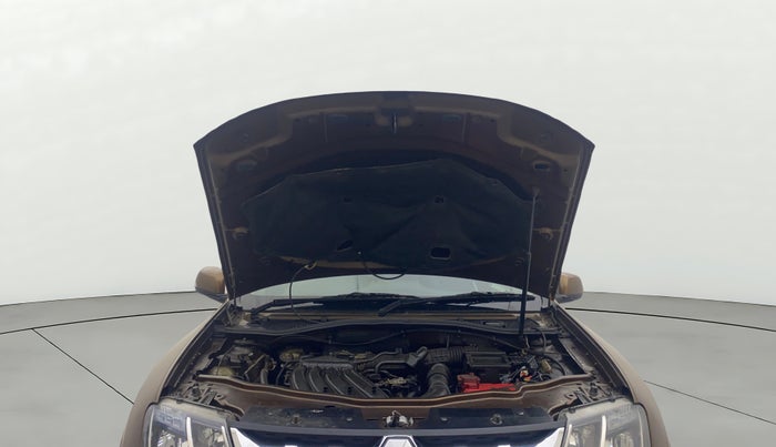 2017 Renault Duster RXL PETROL, Petrol, Manual, 57,656 km, Open Bonet