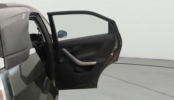 2021 Tata NEXON XMA DIESEL, Diesel, Automatic, 39,771 km, RHS Rear Door