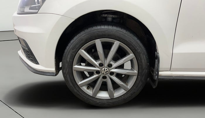 2019 Volkswagen Polo HIGHLINE PLUS 1.0, Petrol, Manual, 50,774 km, Left Front Wheel