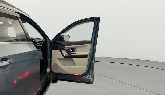 2021 Tata Safari XZ PLUS, Diesel, Manual, 87,025 km, RHS Front Door