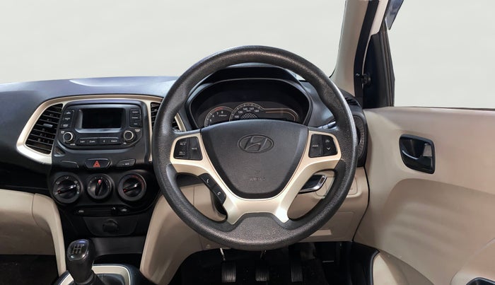 2021 Hyundai NEW SANTRO MAGNA, Petrol, Manual, 30,796 km, Steering Wheel Close Up