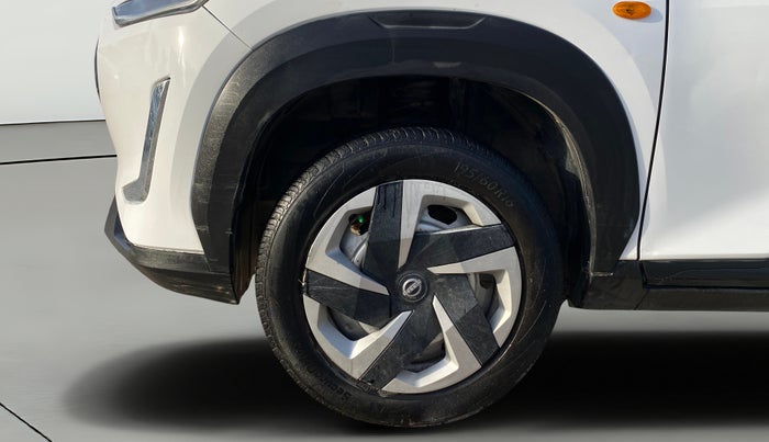 2023 Nissan MAGNITE XE, Petrol, Manual, 26,910 km, Left Front Wheel