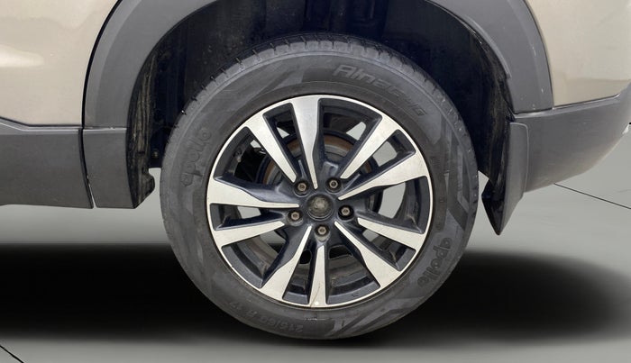 2019 Nissan Kicks XV PREMIUM O DUAL TONE DIESEL, Diesel, Manual, 1,04,656 km, Left Rear Wheel