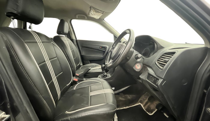 2022 Maruti Vitara Brezza LXI, Petrol, Manual, 20,317 km, Right Side Front Door Cabin