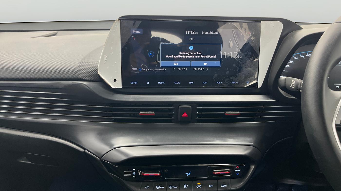 2021 Hyundai NEW I20  ASTA 1.0 TURBO IMT DUAL TONE, Petrol, Manual, 38,124 km, Air Conditioner