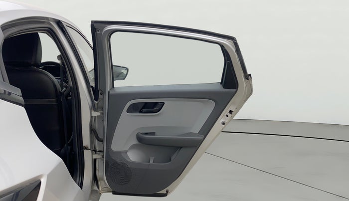 2020 Tata ALTROZ XT PETROL, Petrol, Manual, 28,199 km, RHS Rear Door