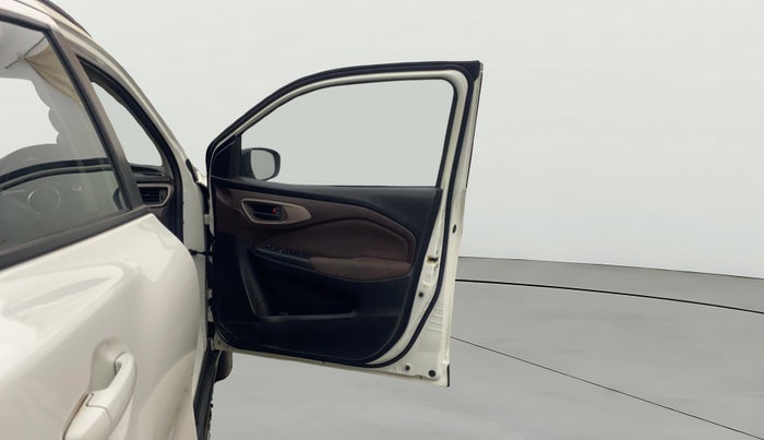 2024 Maruti FRONX DELTA PLUS 1.2MT, Petrol, Manual, 33,765 km, RHS Front Door