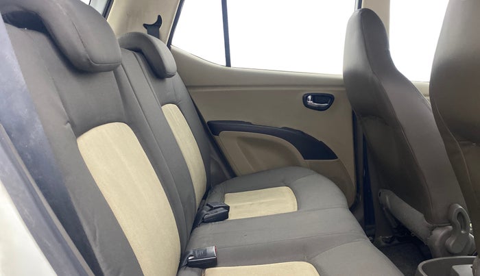 2013 Hyundai i10 SPORTZ 1.2, Petrol, Manual, 82,578 km, Right Side Rear Door Cabin