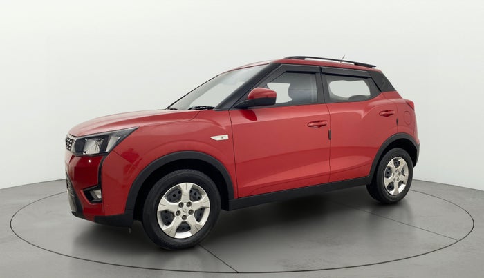 2022 Mahindra XUV300 W6 1.5 Diesel, Diesel, Manual, 50,637 km, Left Front Diagonal