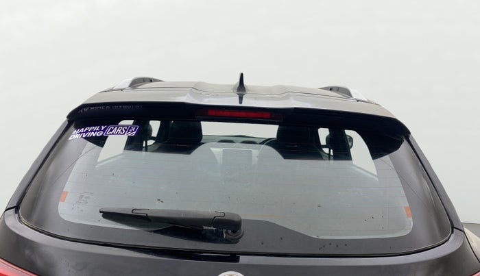 2022 Nissan MAGNITE XV PREMIUM TURBO CVT, Petrol, Automatic, 31,977 km, Rear Windshield