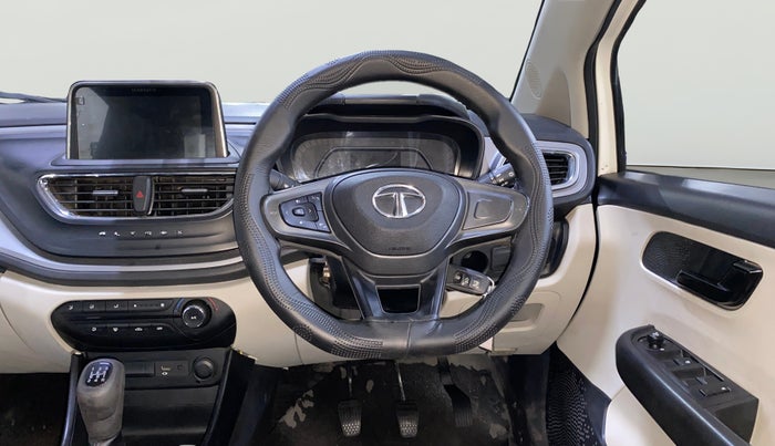 2023 Tata ALTROZ XM PLUS SUNROOF CNG, CNG, Manual, 25,460 km, Steering Wheel Close Up