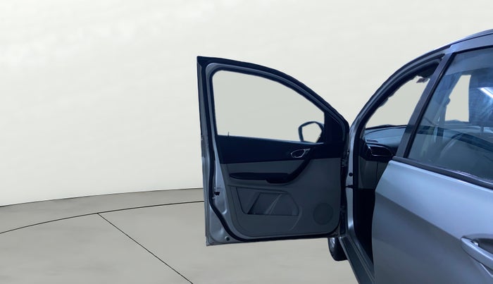 2017 Tata Tiago XZ PETROL, Petrol, Manual, 11,782 km, LHS Front Door