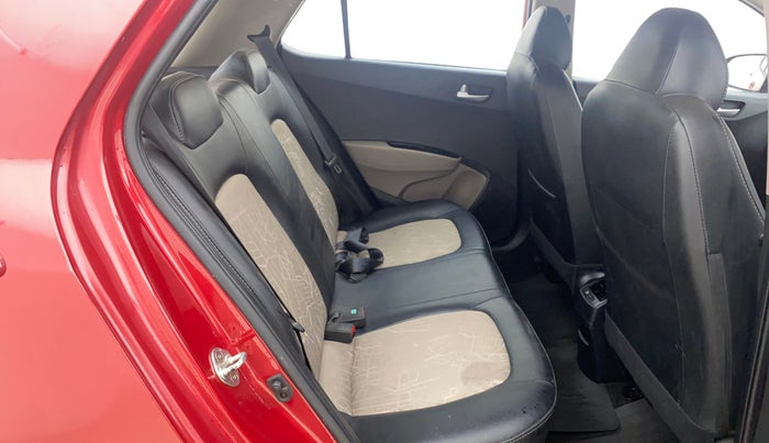 2019 Hyundai Grand i10 SPORTZ 1.2 KAPPA VTVT, Petrol, Manual, 34,936 km, Right Side Rear Door Cabin