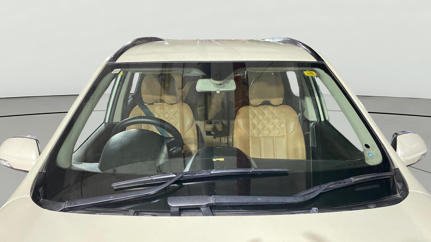 2021 Mahindra XUV500 W7 AT, Diesel, Automatic, 10,547 km, Front Windshield