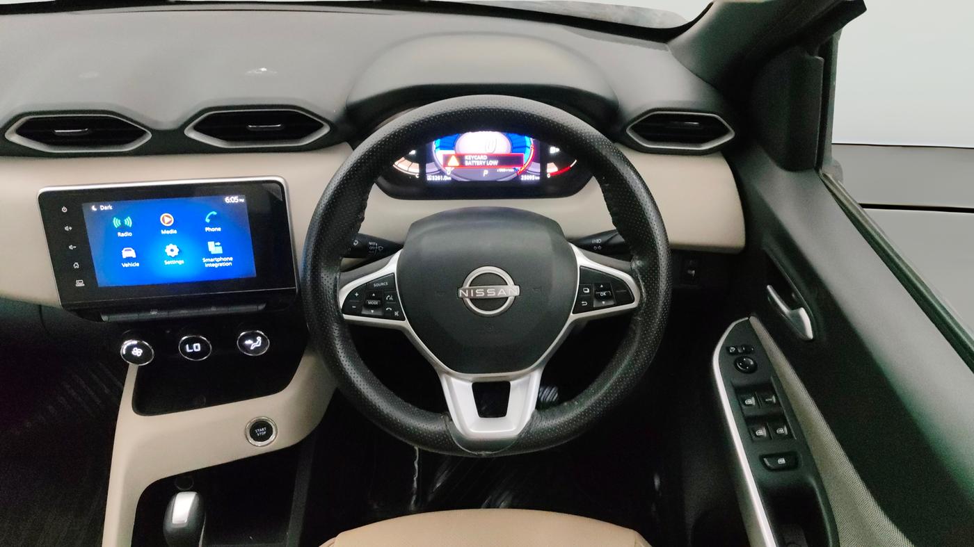 2023 Nissan MAGNITE XV TURBO CVT, Petrol, Automatic, 25,094 km, Steering Wheel Close Up