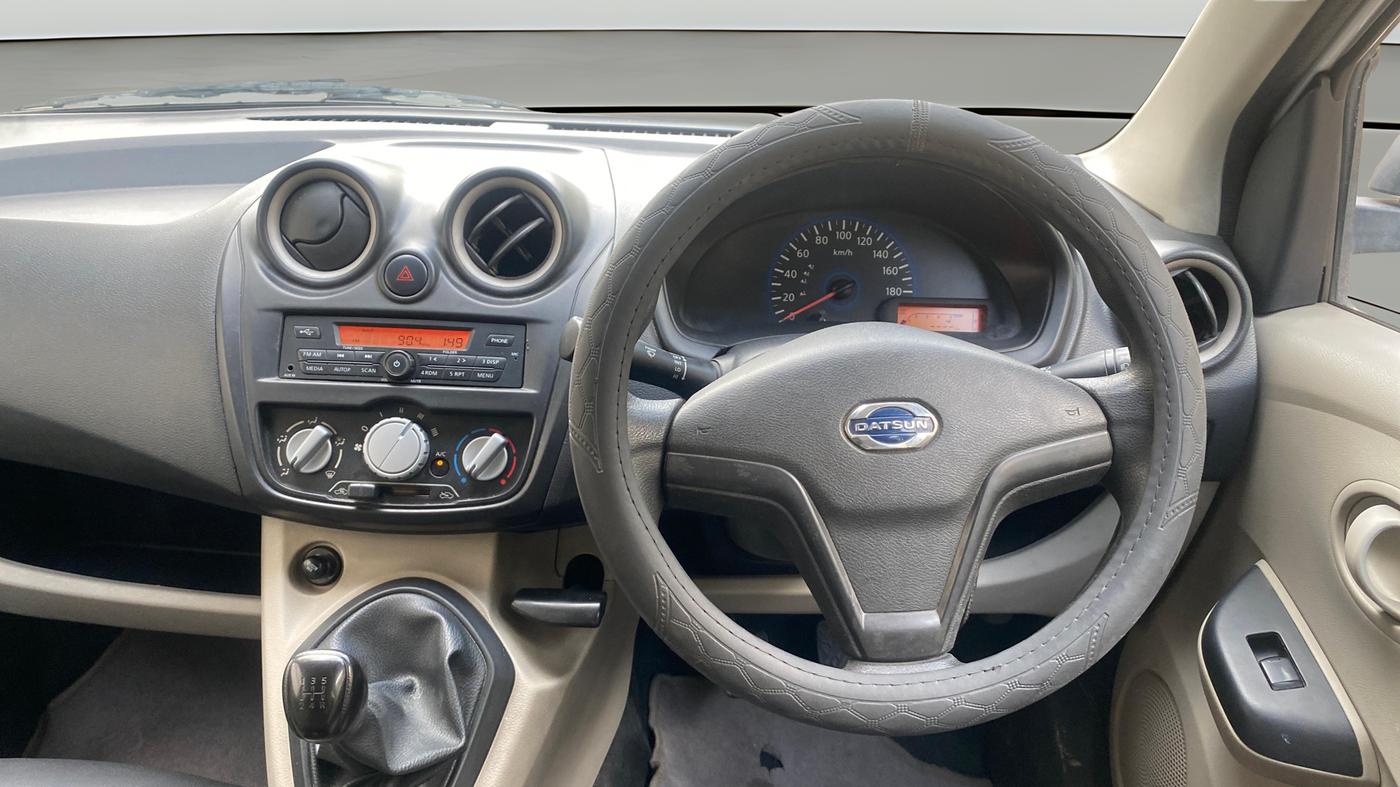 2018 Datsun Go Plus T, Petrol, Manual, 29,975 km, Steering Wheel Close Up