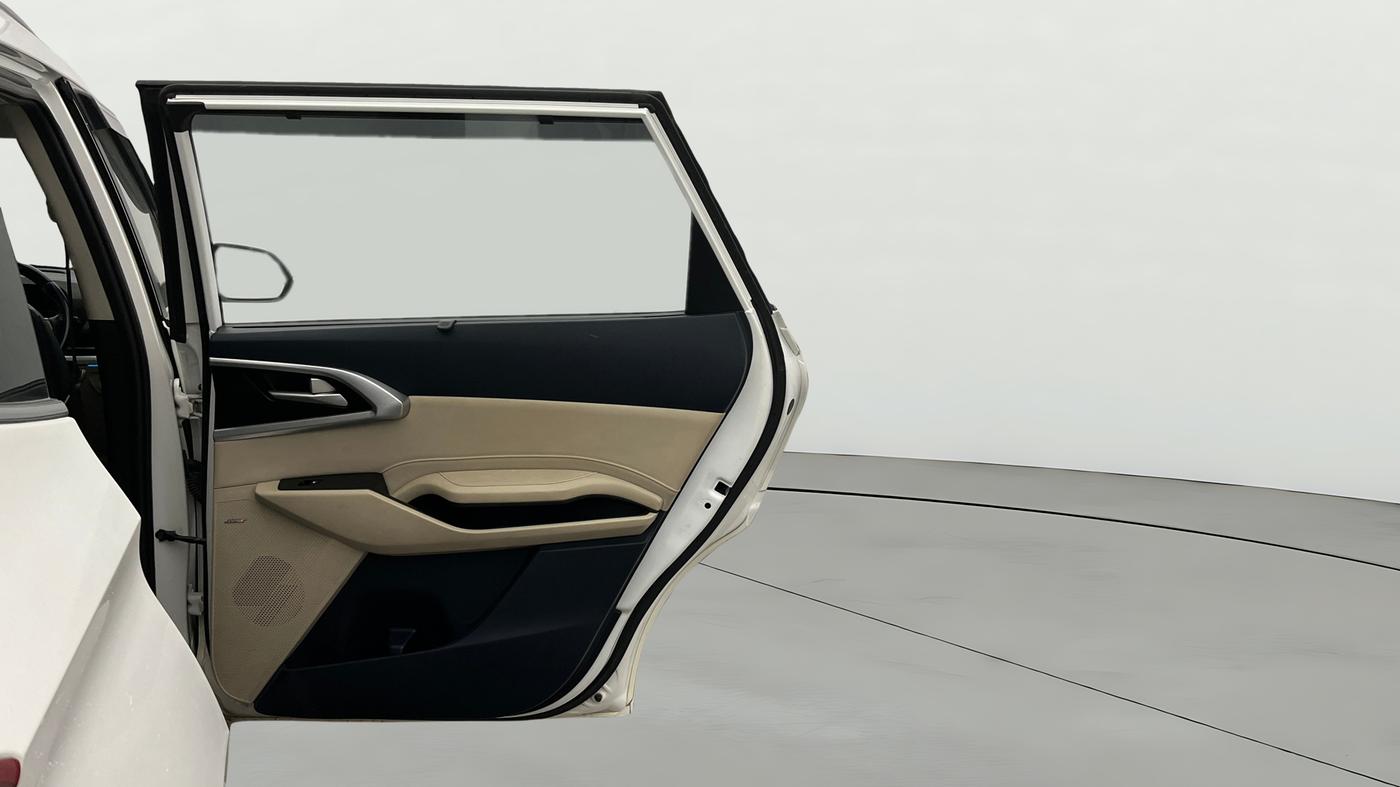 2022 KIA CARENS LUXURY PLUS 1.5 DIESEL AT 6 STR, Diesel, Automatic, 97,519 km, RHS Rear Door