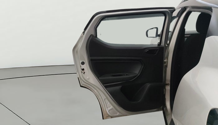 2022 Renault Kiger RXZ MT, Petrol, Manual, 40,096 km, LHS Rear Door