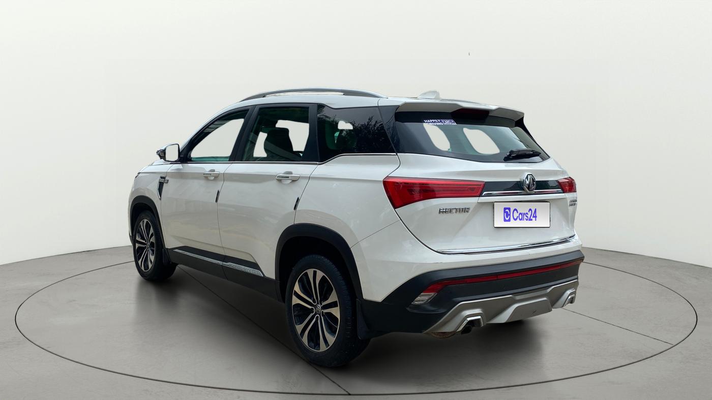 2022 MG HECTOR SMART 1.5 PETROL CVT, Petrol, Automatic, 52,902 km, Left Back Diagonal