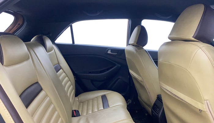 2018 Hyundai i20 Active 1.2 S, Petrol, Manual, 42,984 km, Right Side Rear Door Cabin
