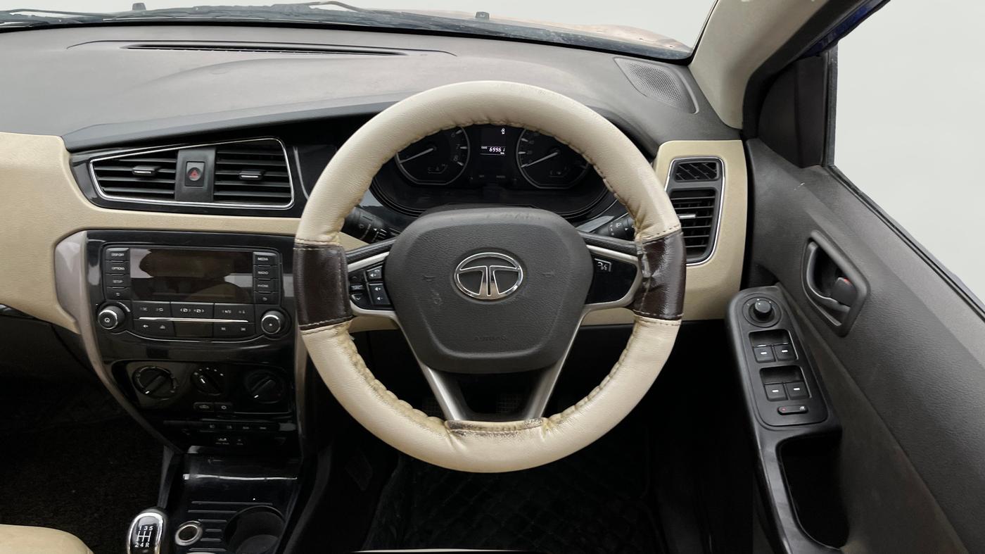 2015 Tata Zest XMS PETROL, Petrol, Manual, 69,960 km, Steering Wheel Close Up