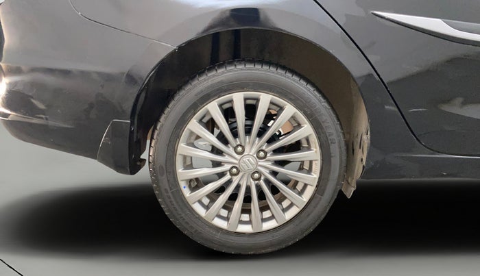 2017 Maruti Ciaz ALPHA  AT 1.4  PETROL, Petrol, Automatic, 28,176 km, Right Rear Wheel