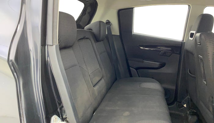 2018 Mahindra KUV 100 NXT K8 P 6 STR, Petrol, Manual, 34,541 km, Right Side Rear Door Cabin