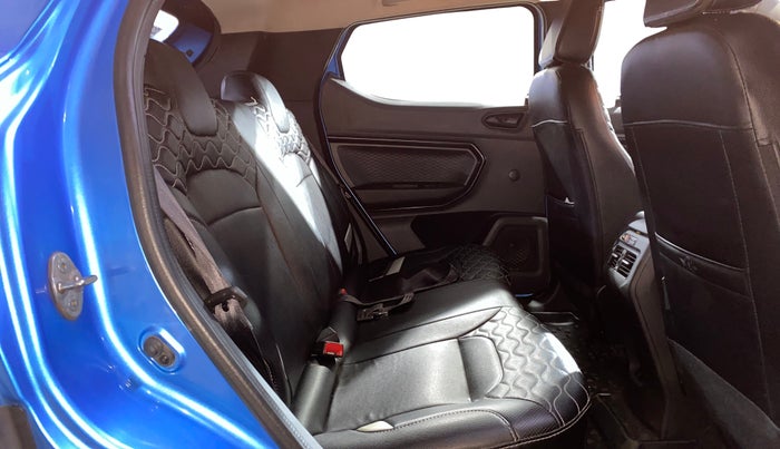 2021 Renault Kiger RXL MT, Petrol, Manual, 10,990 km, Right Side Rear Door Cabin