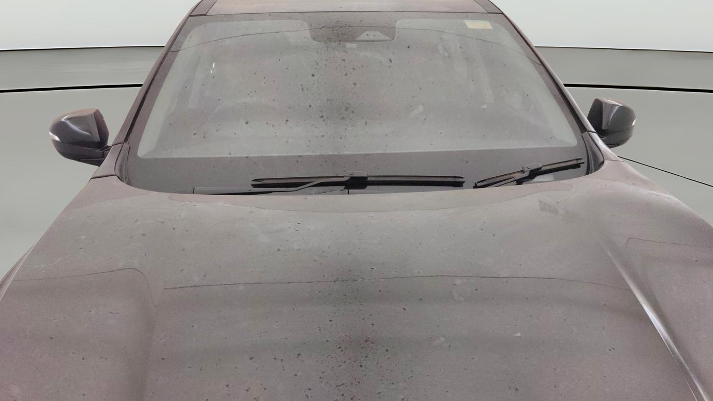 2025 Mahindra XUV700 AX 7 D MT 7 STR, Diesel, Manual, 9,461 km, Front Windshield