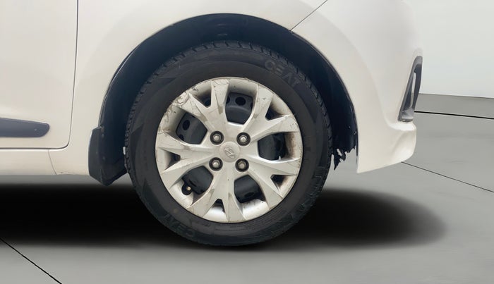 2015 Hyundai Grand i10 SPORTZ 1.2 KAPPA VTVT, Petrol, Manual, 71,243 km, Right Front Wheel