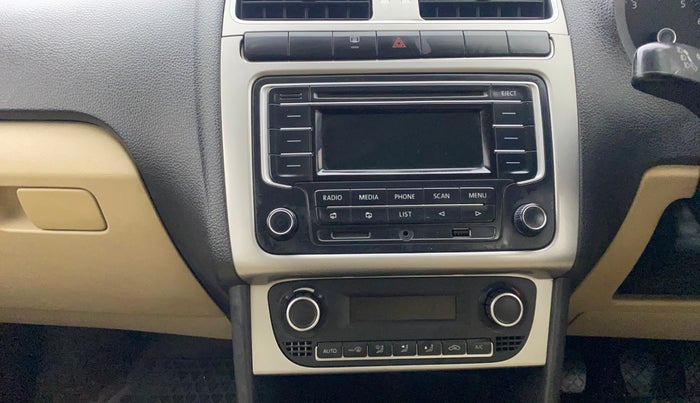 2015 Volkswagen Polo HIGHLINE1.2L, Petrol, Manual, 65,226 km, Air Conditioner