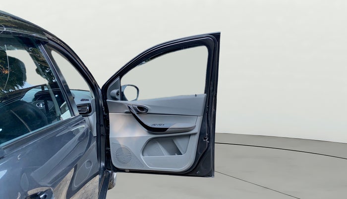 2022 Tata TIGOR XZ PETROL, Petrol, Manual, 52,791 km, RHS Front Door