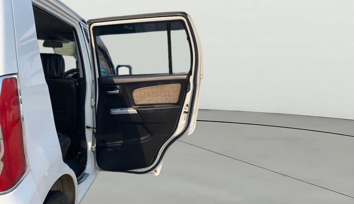 2015 Maruti Wagon R 1.0 VXI, Petrol, Manual, 80,292 km, RHS Rear Door