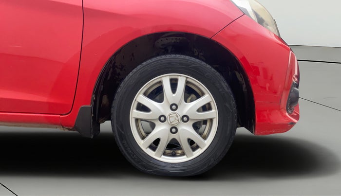 2017 Honda Brio VX AT, Petrol, Automatic, 84,842 km, Right Front Wheel