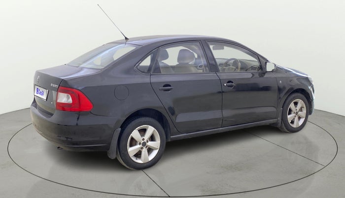 2014 Skoda Rapid ELEGANCE 1.6 MPI MT, Petrol, Manual, 80,416 km, Right Back Diagonal