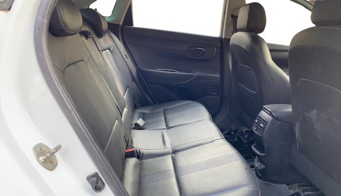 2020 Hyundai NEW I20 ASTA (O) 1.0 TURBO GDI DCT, Petrol, Automatic, 68,482 km, Right Side Rear Door Cabin