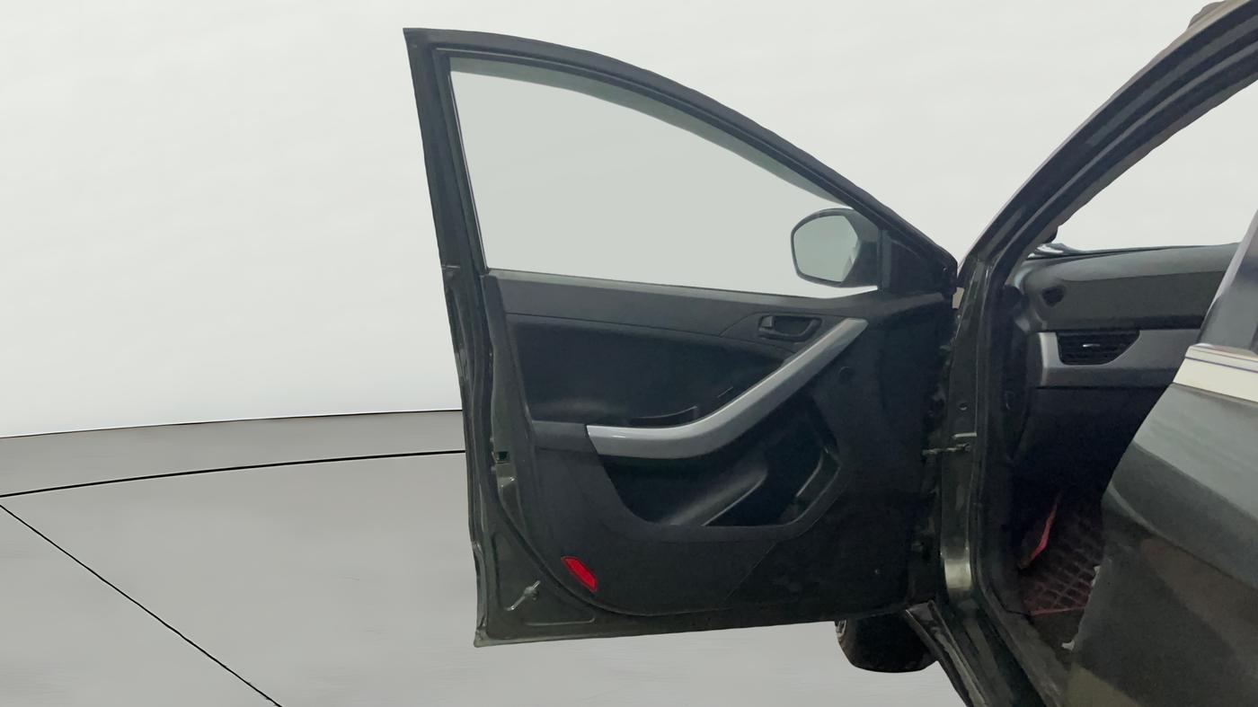 2022 Tata NEXON XM SUNROOF PETROL, Petrol, Manual, 22,474 km, LHS Front Door