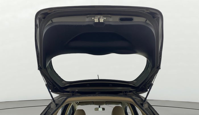 2017 Honda Jazz 1.2L I-VTEC V, Petrol, Manual, 94,519 km, Boot Door Open