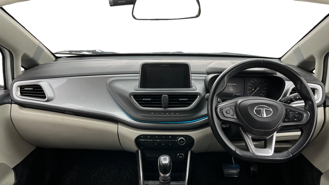 2023 Tata ALTROZ XZA, Petrol, Automatic, 50,540 km, Dashboard