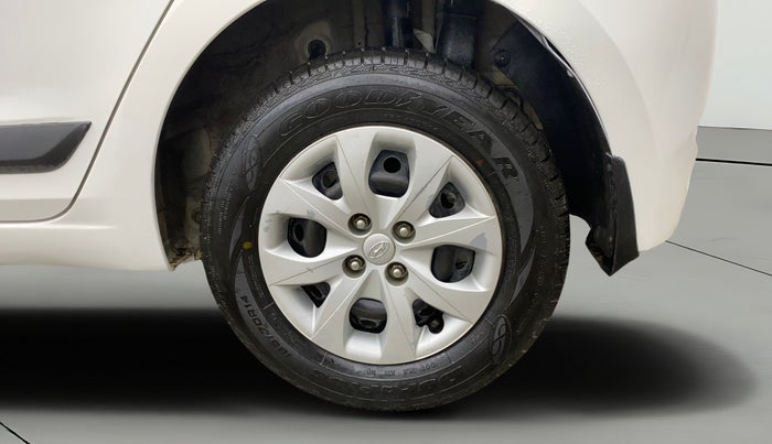 2016 Hyundai Elite i20 SPORTZ 1.2, Petrol, Manual, 48,752 km, Left Rear Wheel