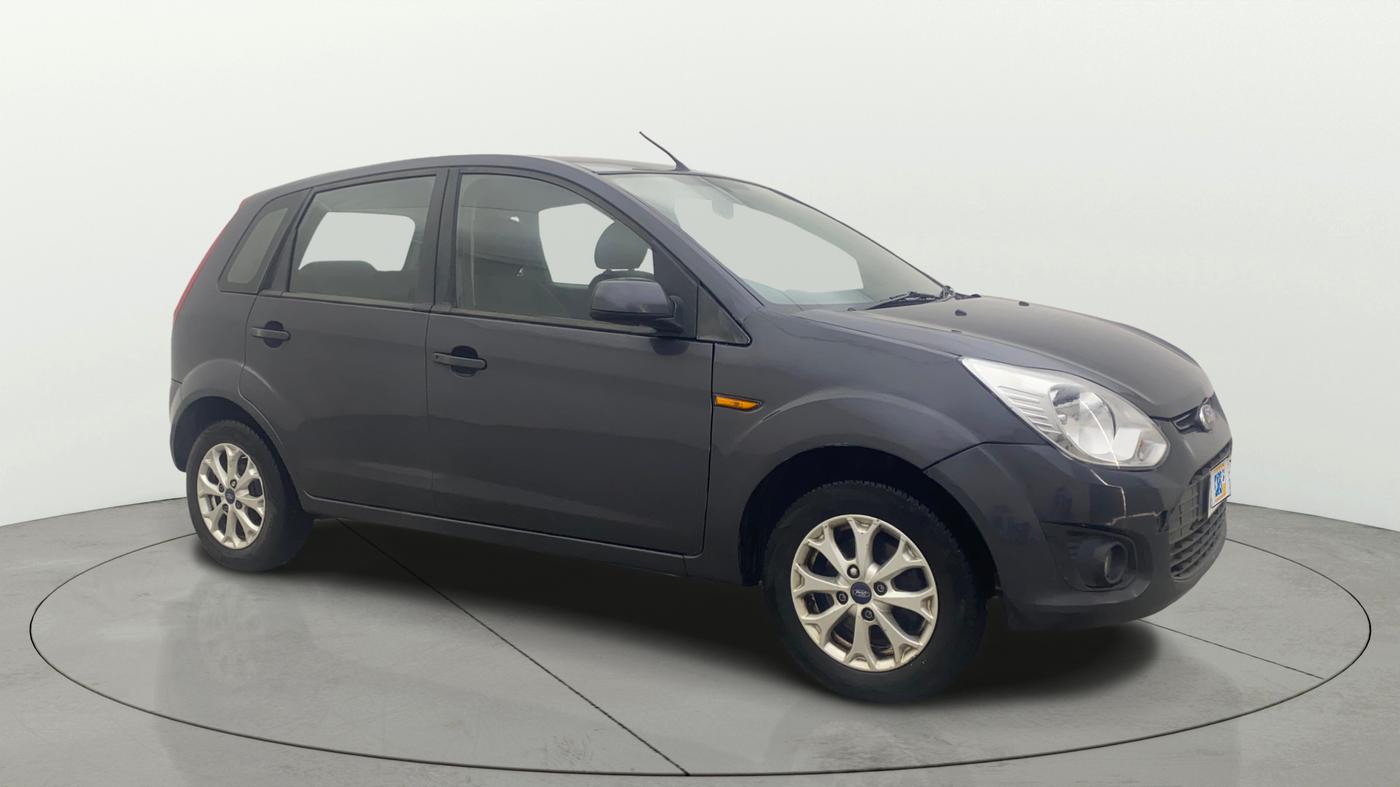 2014 Ford Figo TITANIUM 1.2 PETROL, Petrol, Manual, 58,275 km, Right Front Diagonal