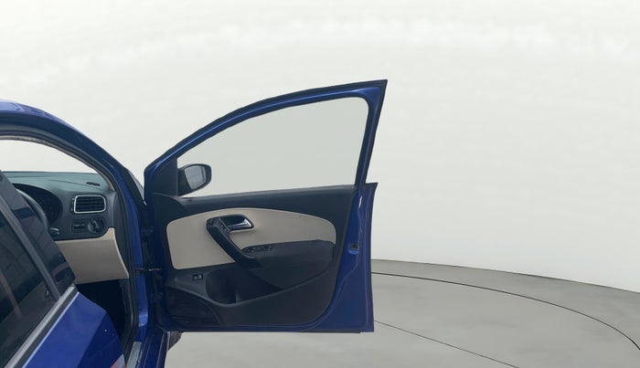 2019 Skoda Rapid AMBITION 1.6 MPI MT, Petrol, Manual, 1,38,013 km, RHS Front Door