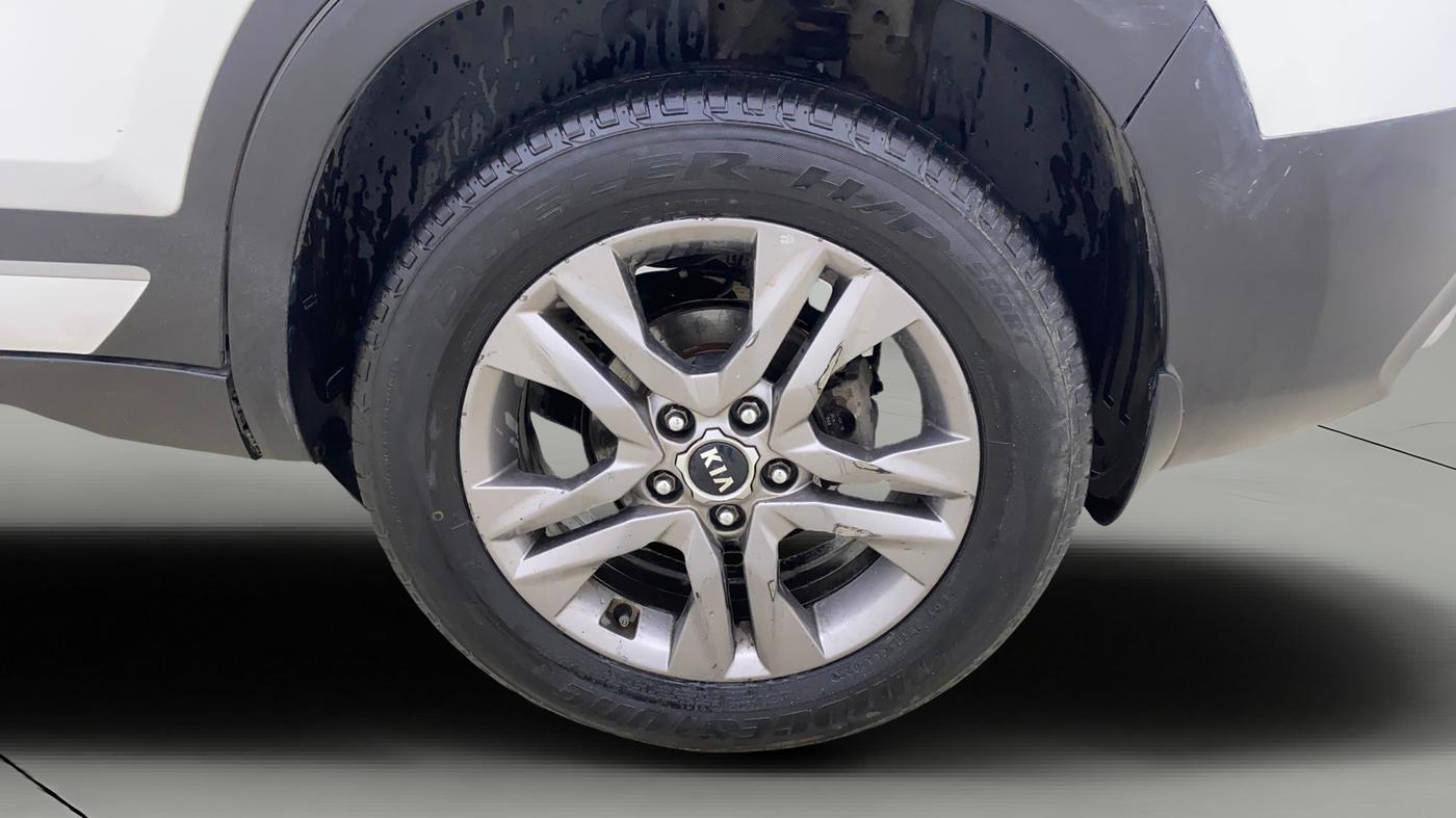 2019 KIA SELTOS HTX 1.5 DIESEL, Diesel, Manual, 1,27,136 km, Left Rear Wheel