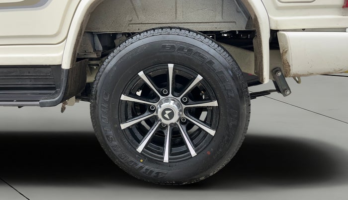 2025 Mahindra Bolero B6, Diesel, Manual, 4,318 km, Left Rear Wheel